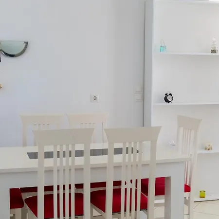 Duka's House 3* Lukovë