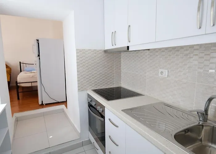 Duka's House Guest house Lukove